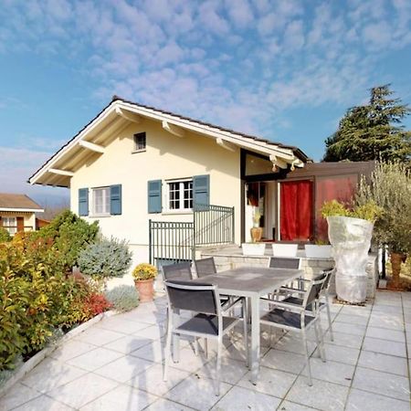 Cheerful Villa With Fireplace, Bath-Tub And Garden Noville Exterior photo